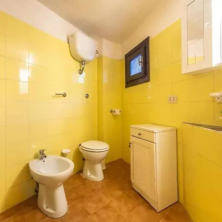 Holiday home Appealing Near The Sea *